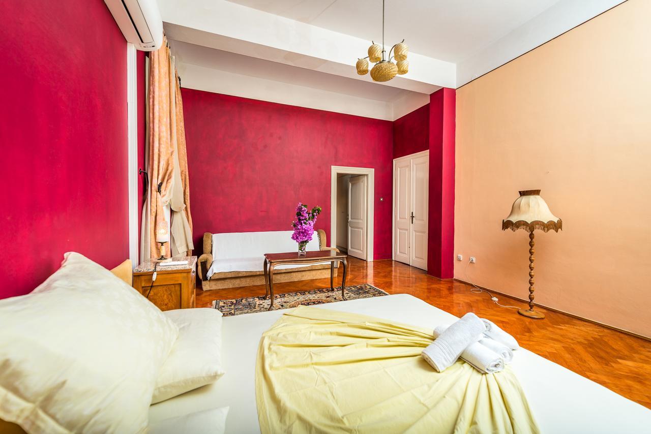 Pedrini Bed & Breakfast